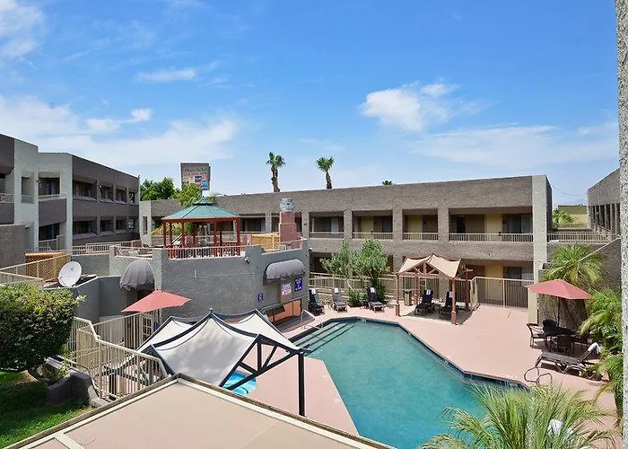Western Mall & 3* Yuma