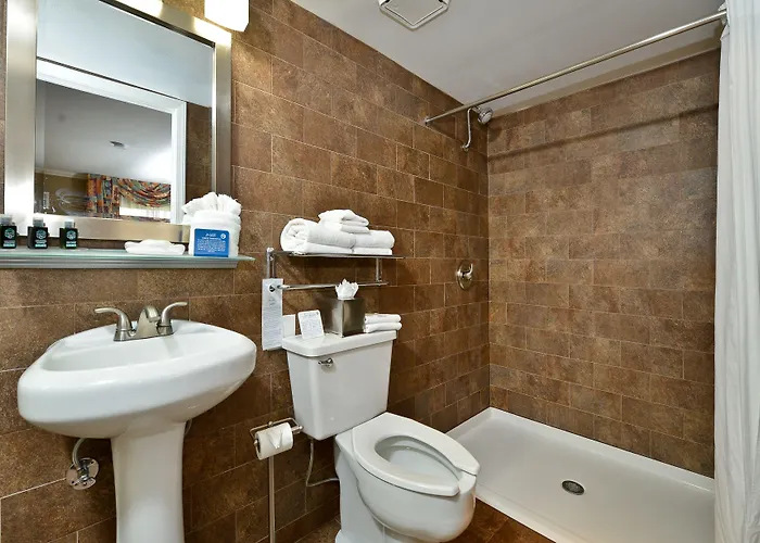 Hotel Western Mall & 3*