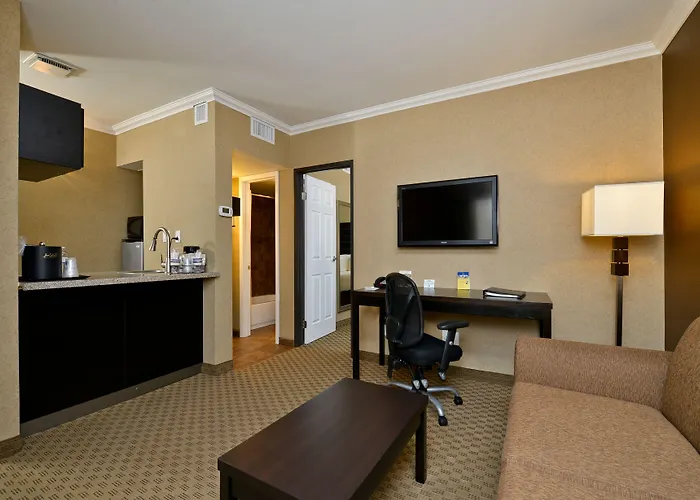 Hotel Western Mall &