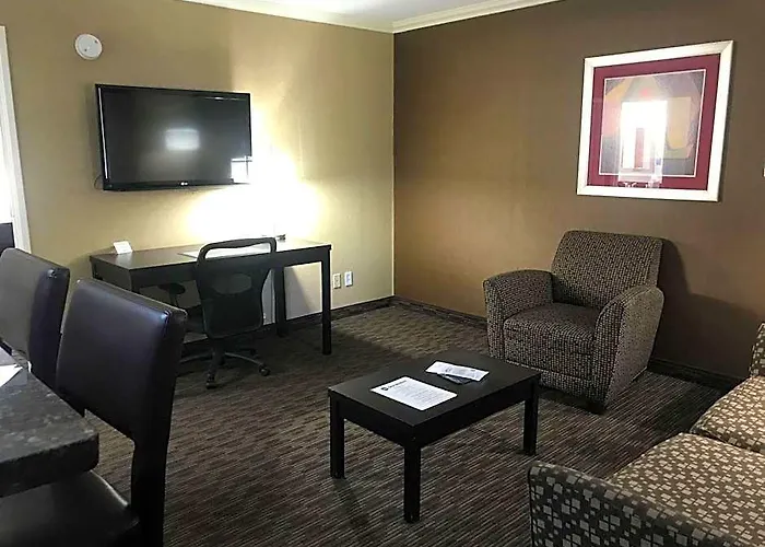 Hotel Western Mall & 3*